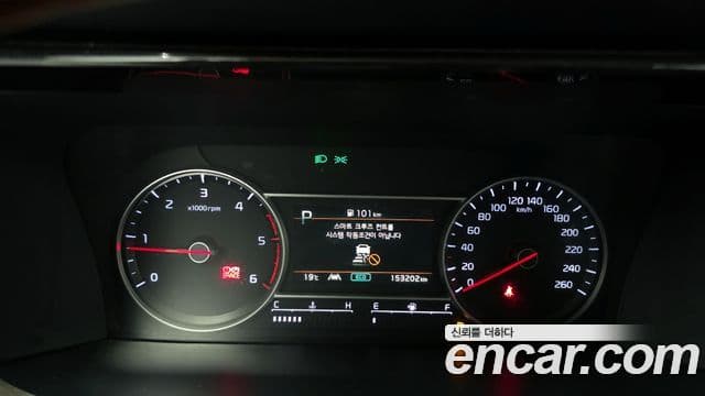 Kia Sorento 2021 — ფოტო 7/20