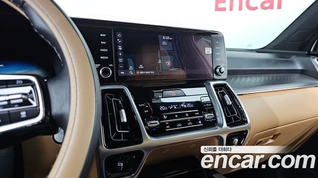 Kia Sorento 2021 — фото 17 из 20