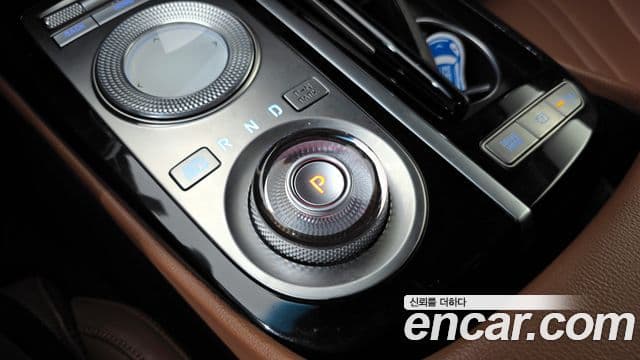 Genesis Electrified G80 2021 — фото 9 из 20