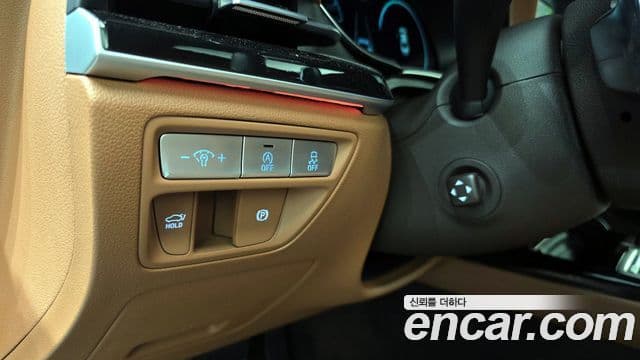 Genesis Electrified G80 2021 — фото 14 из 20
