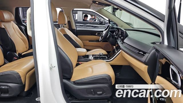 Kia Carnival 2020 — Şəkil 11/20