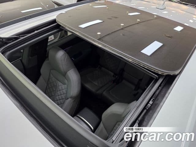 Audi Q7 2023 — Şəkil 19/20