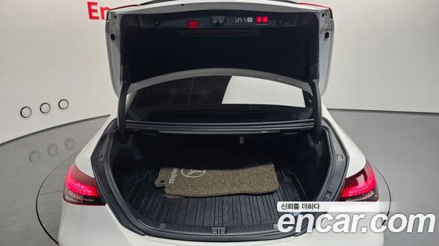 Mercedes-Benz E-Class 2023 — Şəkil 20/20