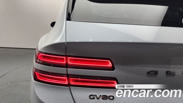 Genesis GV80 2021 — Photo 22/41