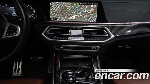 BMW X5 2023 — Photo 11/33