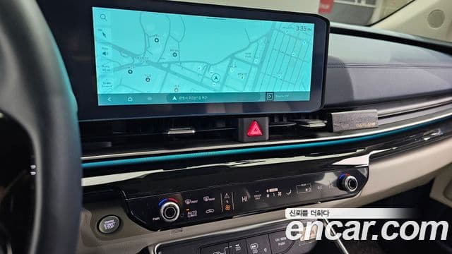 Kia Carnival 2025 — Şəkil 16/20