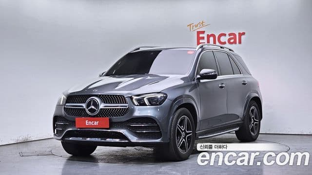Mercedes-Benz GLE-Class 2019 — ფოტო 1/20