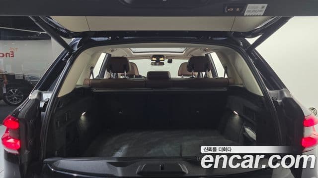 BMW X5 2021 — Photo 17/20