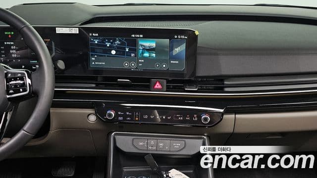 Kia Carnival 2024 — Фото 13/20