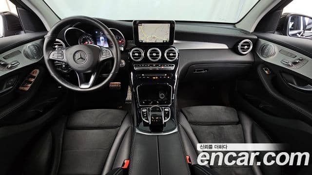 Mercedes-Benz GLC-Class 2019 — Şəkil 7/20