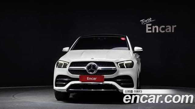 Mercedes-Benz GLE-Class 2021 — ფოტო 6/20