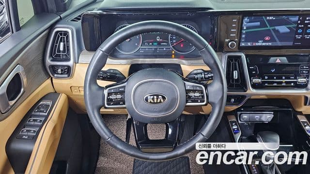 Kia Sorento 2021 — ფოტო 13/20