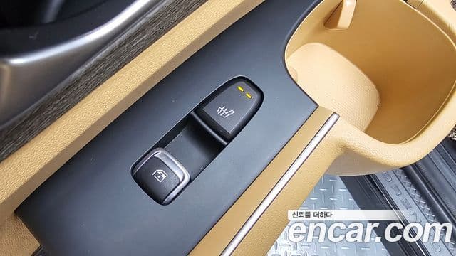 Kia Sorento 2021 — ფოტო 18/20