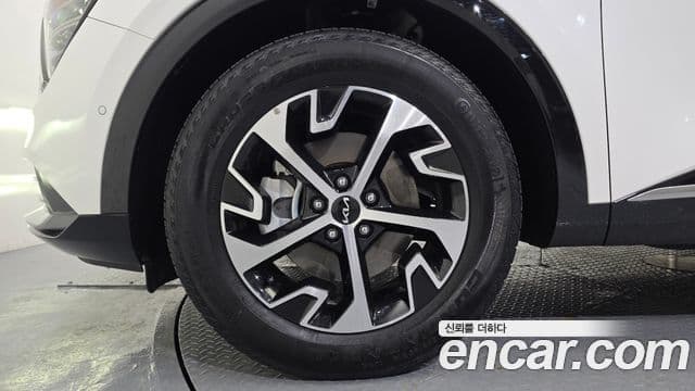 Kia Sportage 2023 — фото 5 из 20