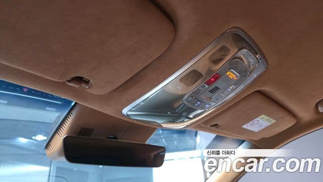 Genesis GV80 2023 — ფოტო 19/20