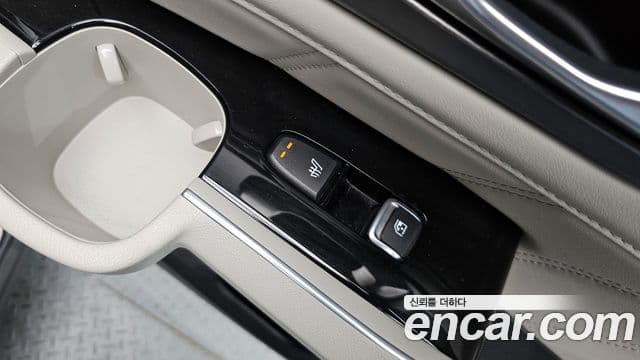 Kia Sorento 2021 — Şəkil 17/20