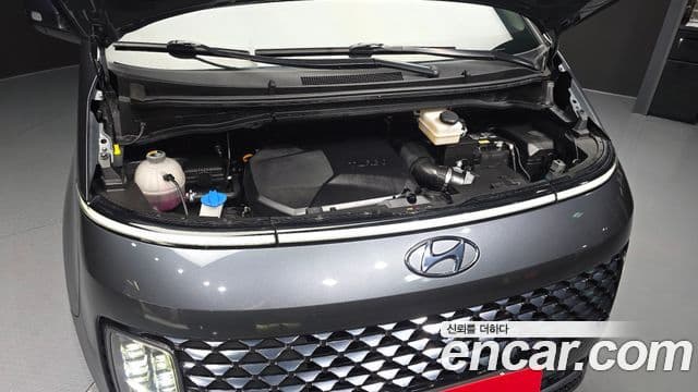 Hyundai Staria 2021 — ფოტო 6/20