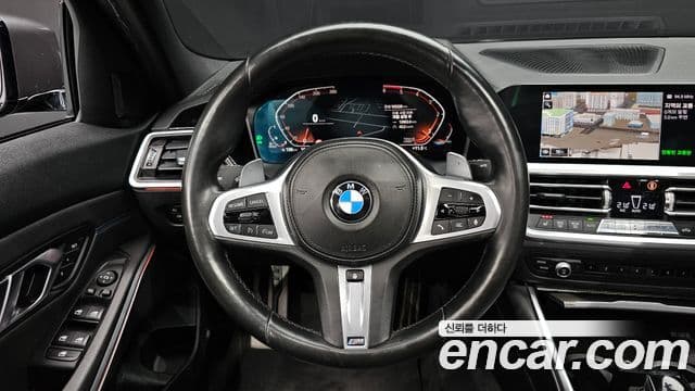 BMW 3 Series 2019 — Фото 13/20