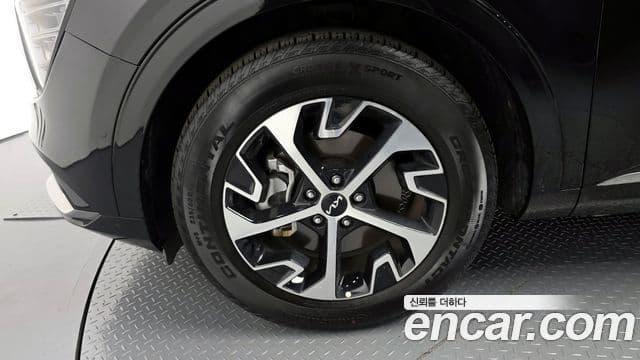 Kia Sportage 2023 — Фото 5/20
