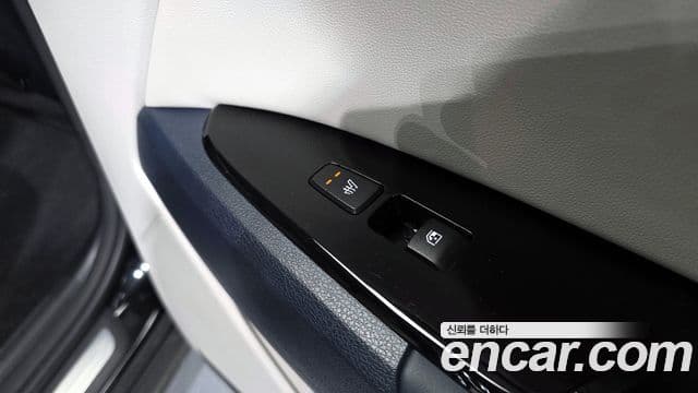Kia Sportage 2023 — Фото 18/20