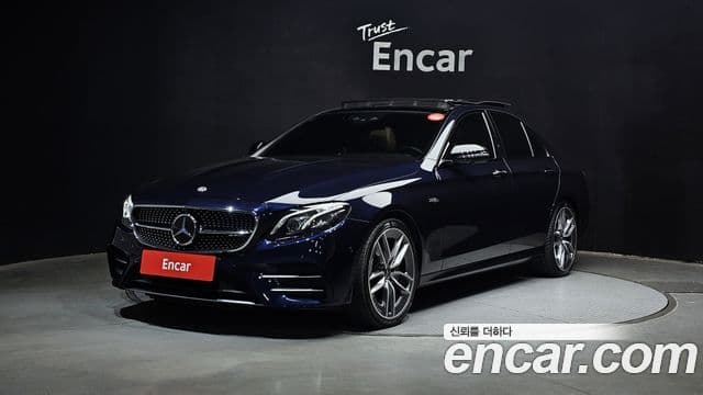 Mercedes-Benz E-Class 2019 — Фото 1/20