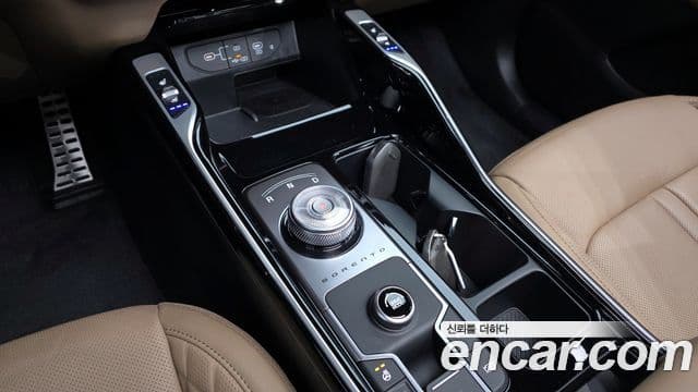 Kia Sorento 2024 — фото 9 из 20
