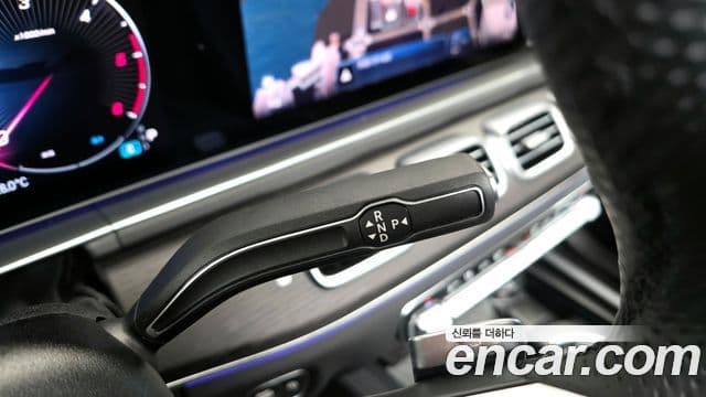Mercedes-Benz GLE-Class 2024 — Photo 7/20