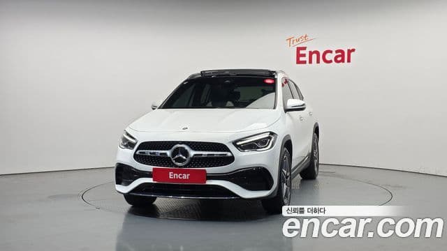 Mercedes-Benz GLA-Class 2021 — Фото 3/20