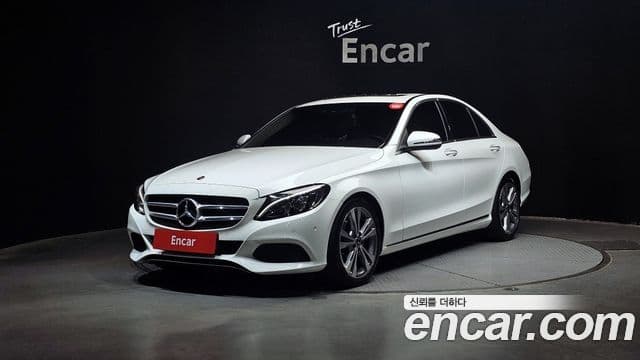 Mercedes-Benz C-Class 2018 — Şəkil 1/20