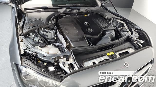 Mercedes-Benz C-Class 2022 — ფოტო 6/20
