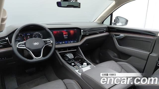 Volkswagen Touareg 2023 — Şəkil 2/20