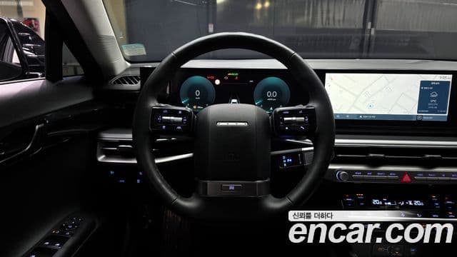 Hyundai Grandeur 2023 — ფოტო 13/20