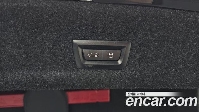 BMW 3 Series 2023 — Photo 2/33