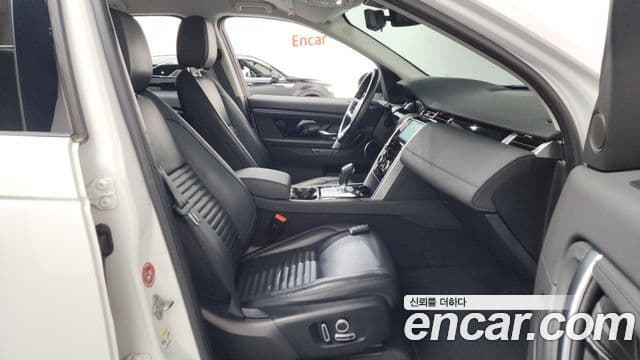 Land Rover Discovery Sport 2022 — Photo 5/36
