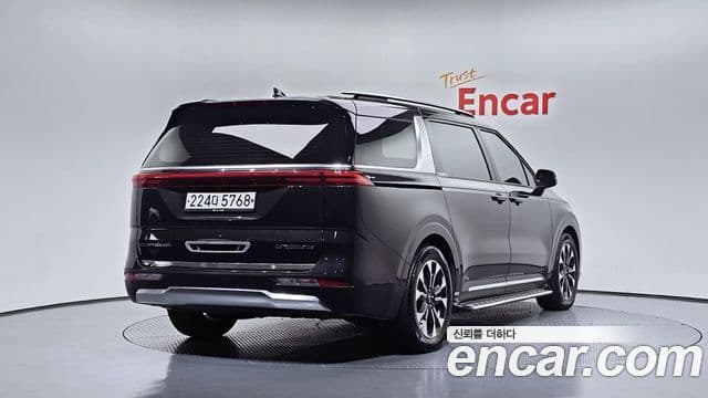 Kia Carnival 2020 — Фото 2/20