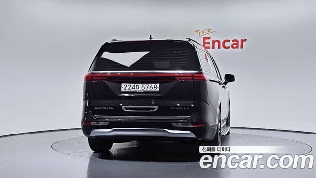 Kia Carnival 2020 — Фото 4/20