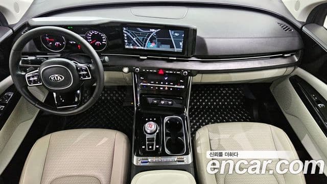 Kia Carnival 2020 — Фото 7/20