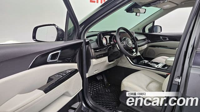Kia Carnival 2020 — Фото 10/20