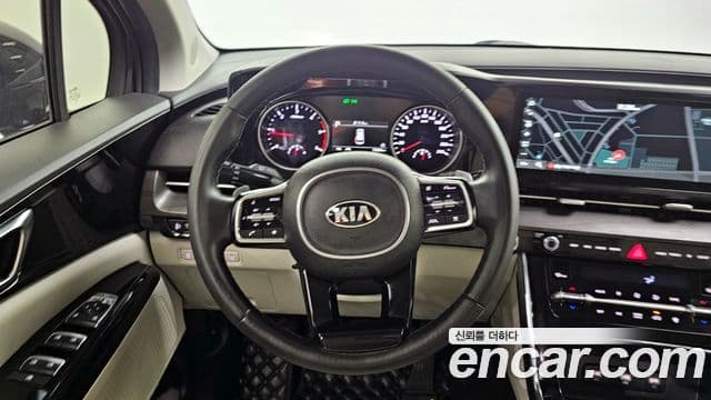 Kia Carnival 2020 — Фото 13/20