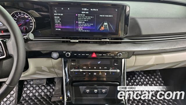 Kia Carnival 2020 — Фото 14/20