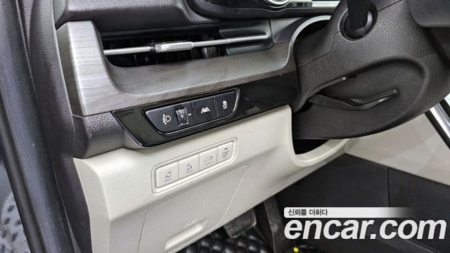 Kia Carnival 2020 — Фото 16/20