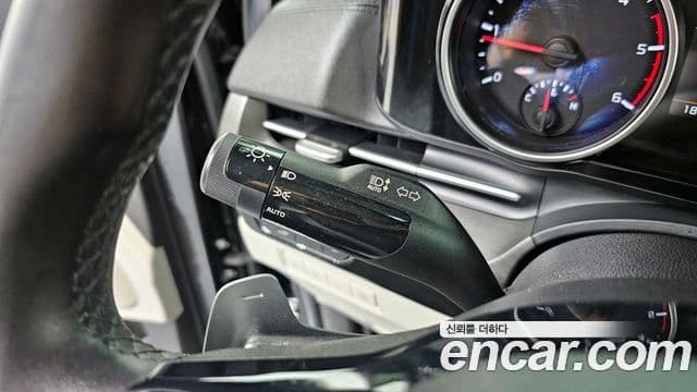 Kia Carnival 2020 — Фото 18/20