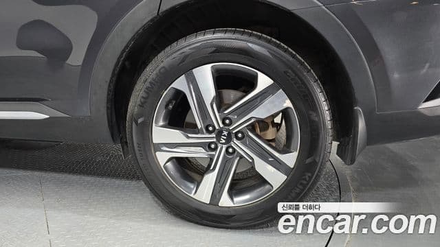 Kia Sorento 2020 — фото 5 из 20