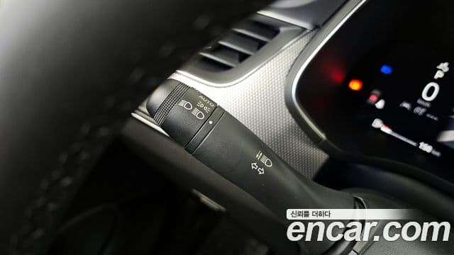 Renault Samsung Arkana 2025 — Şəkil 28/37