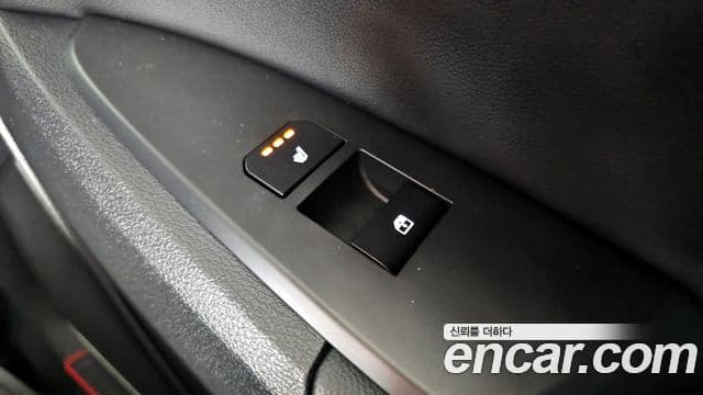 Kia Sportage 2024 — ფოტო 19/20