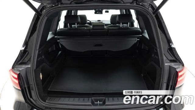 Mercedes-Benz EQB 2025 — ფოტო 19/20
