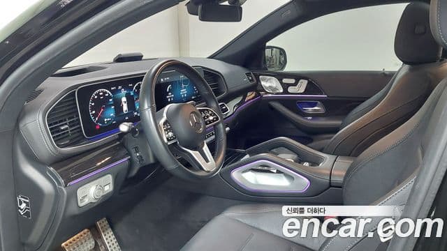 Mercedes-Benz GLE-Class 2023 — Photo 10/20