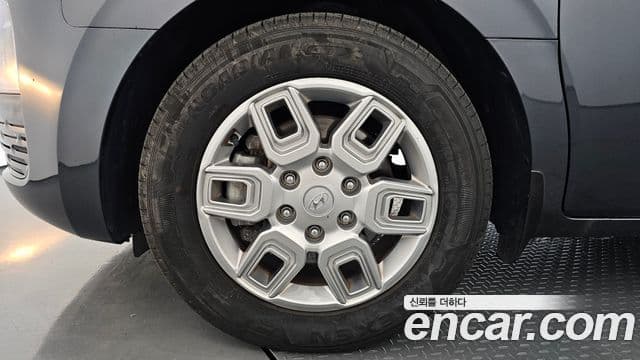 Hyundai Staria 2021 — фото 5 из 20