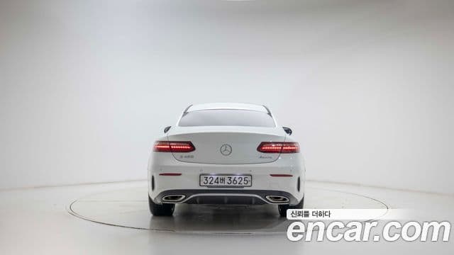 Mercedes-Benz E-Class 2021 — ფოტო 3/20