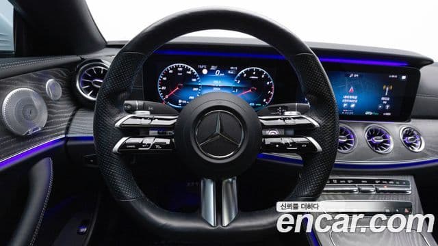 Mercedes-Benz E-Class 2021 — ფოტო 20/20